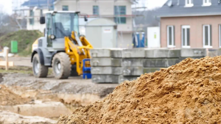 Überflutung durch Bauarbeiter