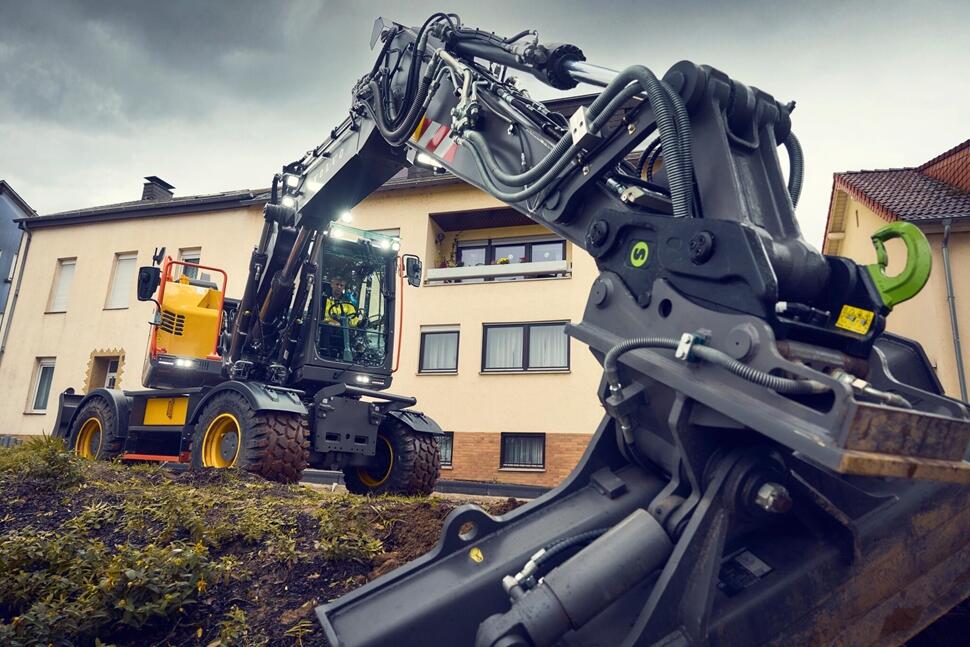 exw_ewr150f_ewr170f_stv_t4f_2_digging_01